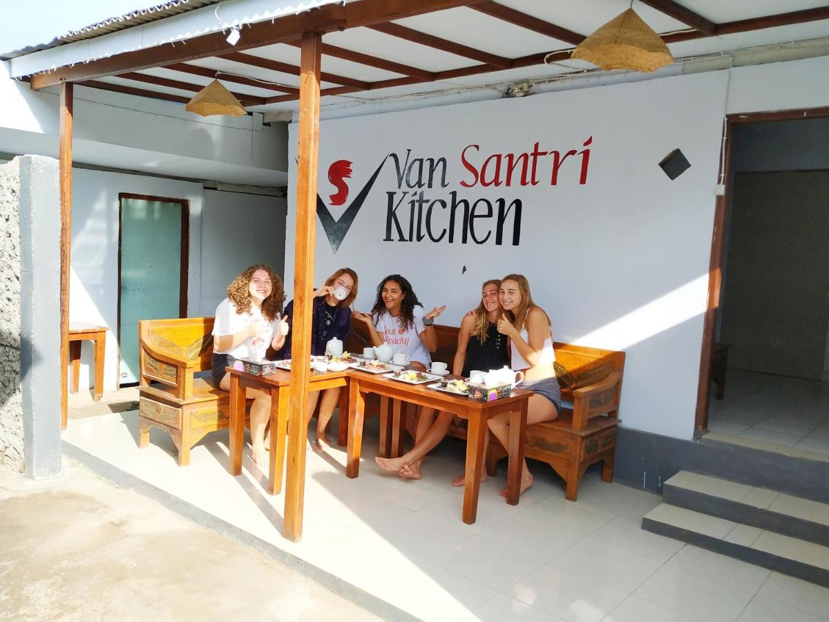 Van Santri Homestay Pemuteran Exterior foto
