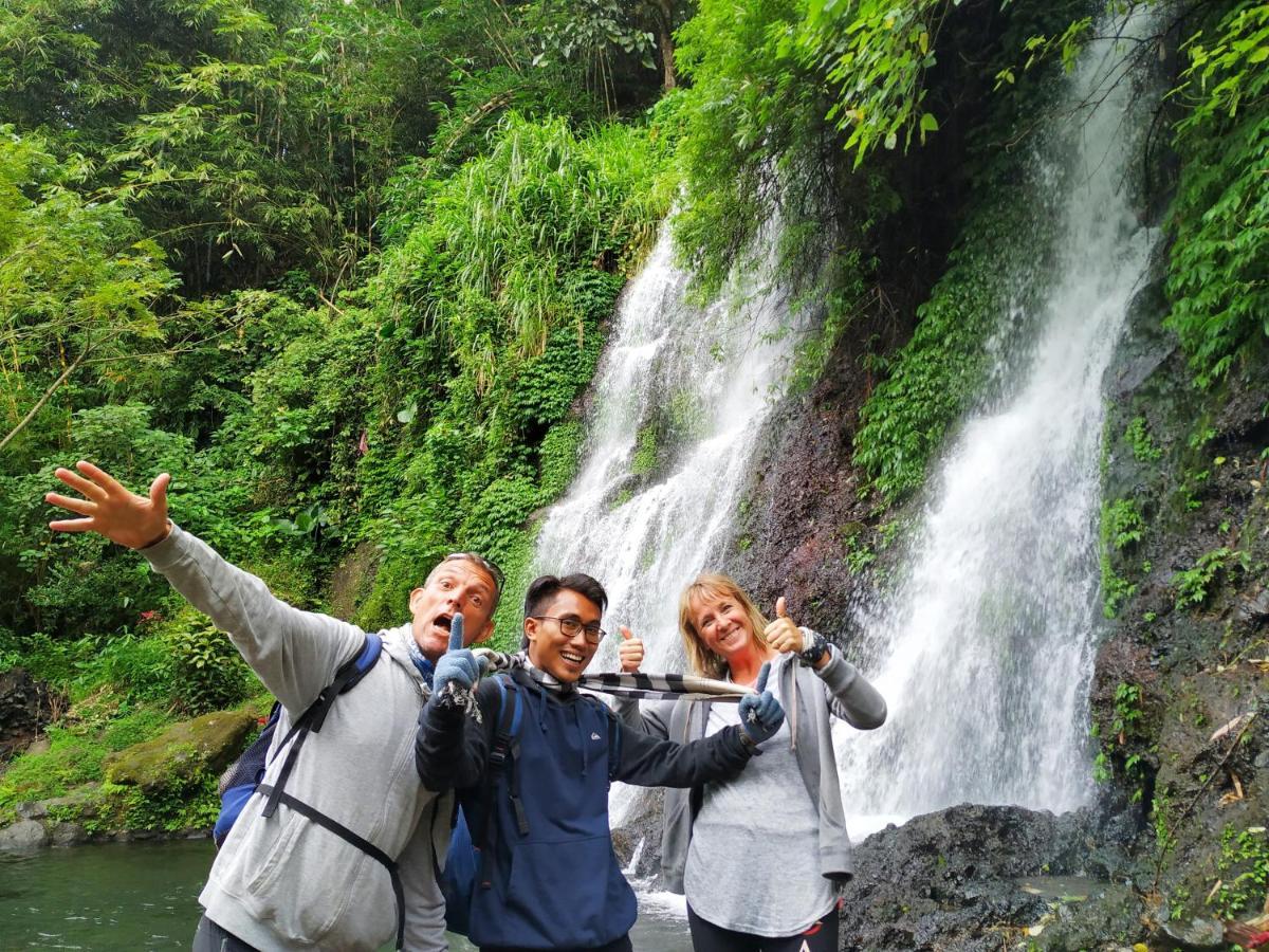 Van Santri Homestay Pemuteran Exterior foto