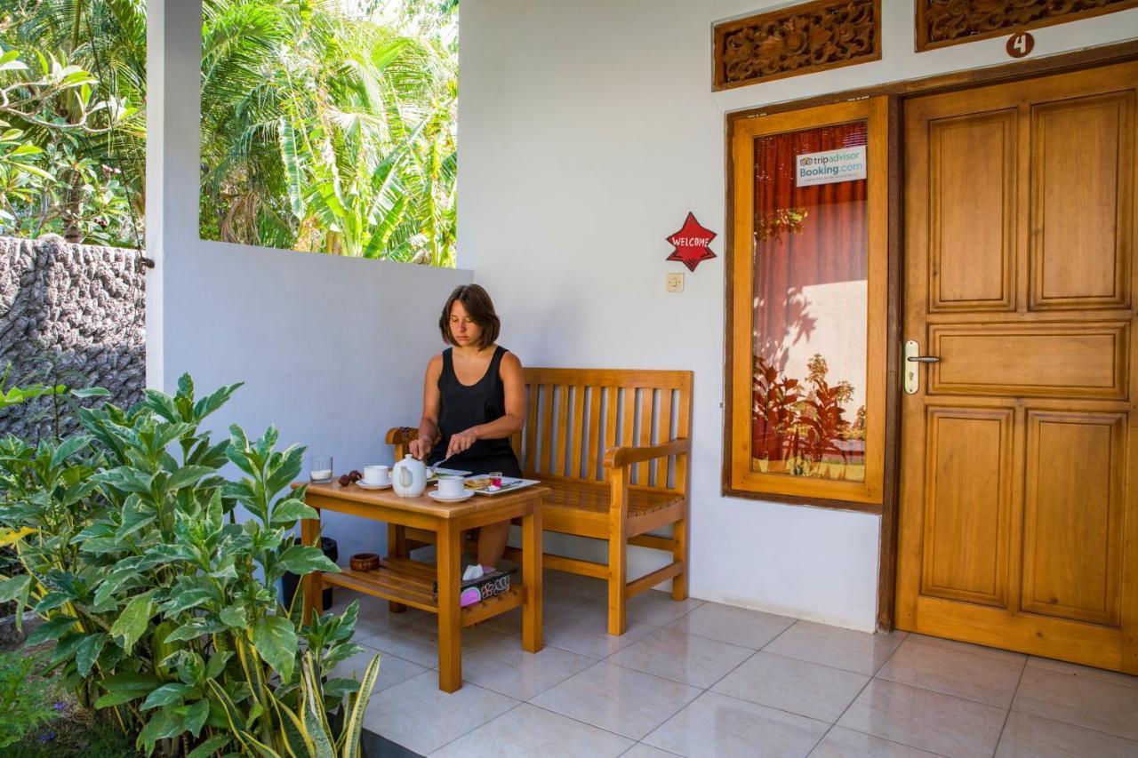 Van Santri Homestay Pemuteran Exterior foto
