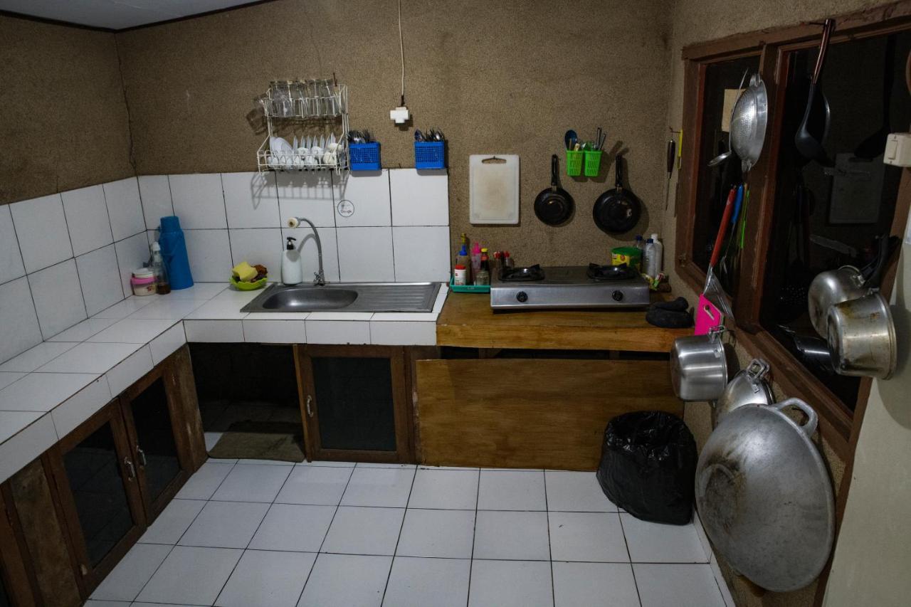 Van Santri Homestay Pemuteran Exterior foto